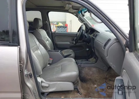 2002 Toyota 4Runner Sr5 V6 z USA, uszkodzony, nr VIN JT3GN86R920253328